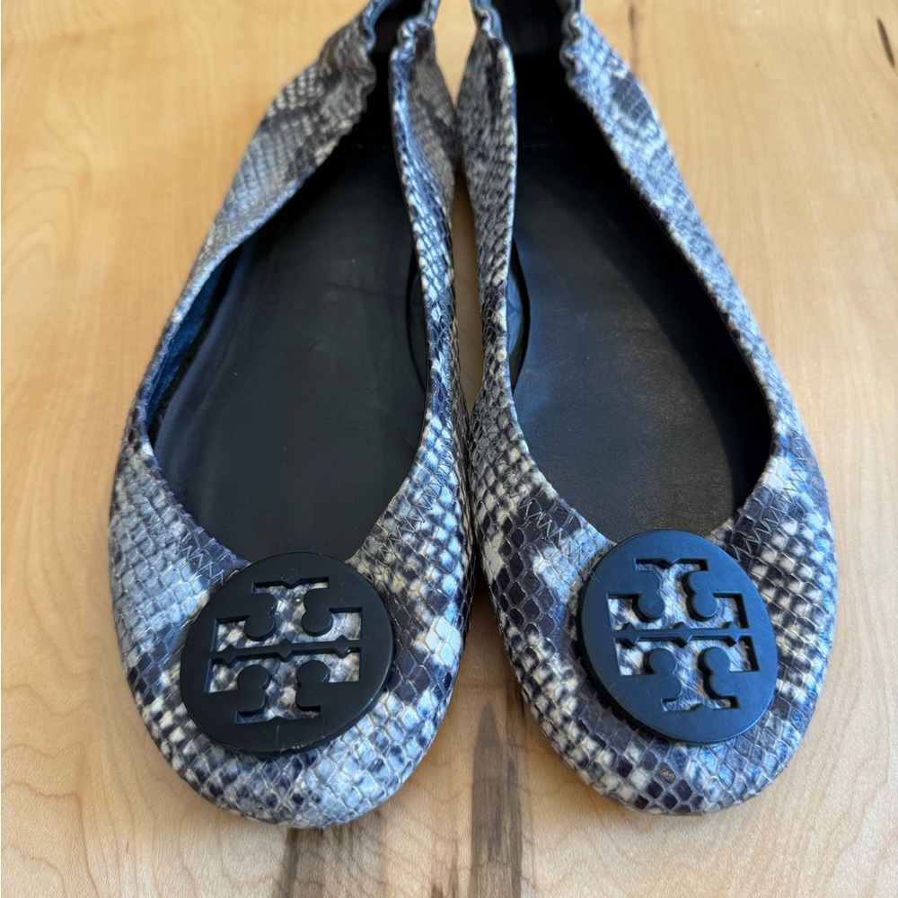Tory Burch Grey Snakeskin Minnie Ballet Flats - Size 10